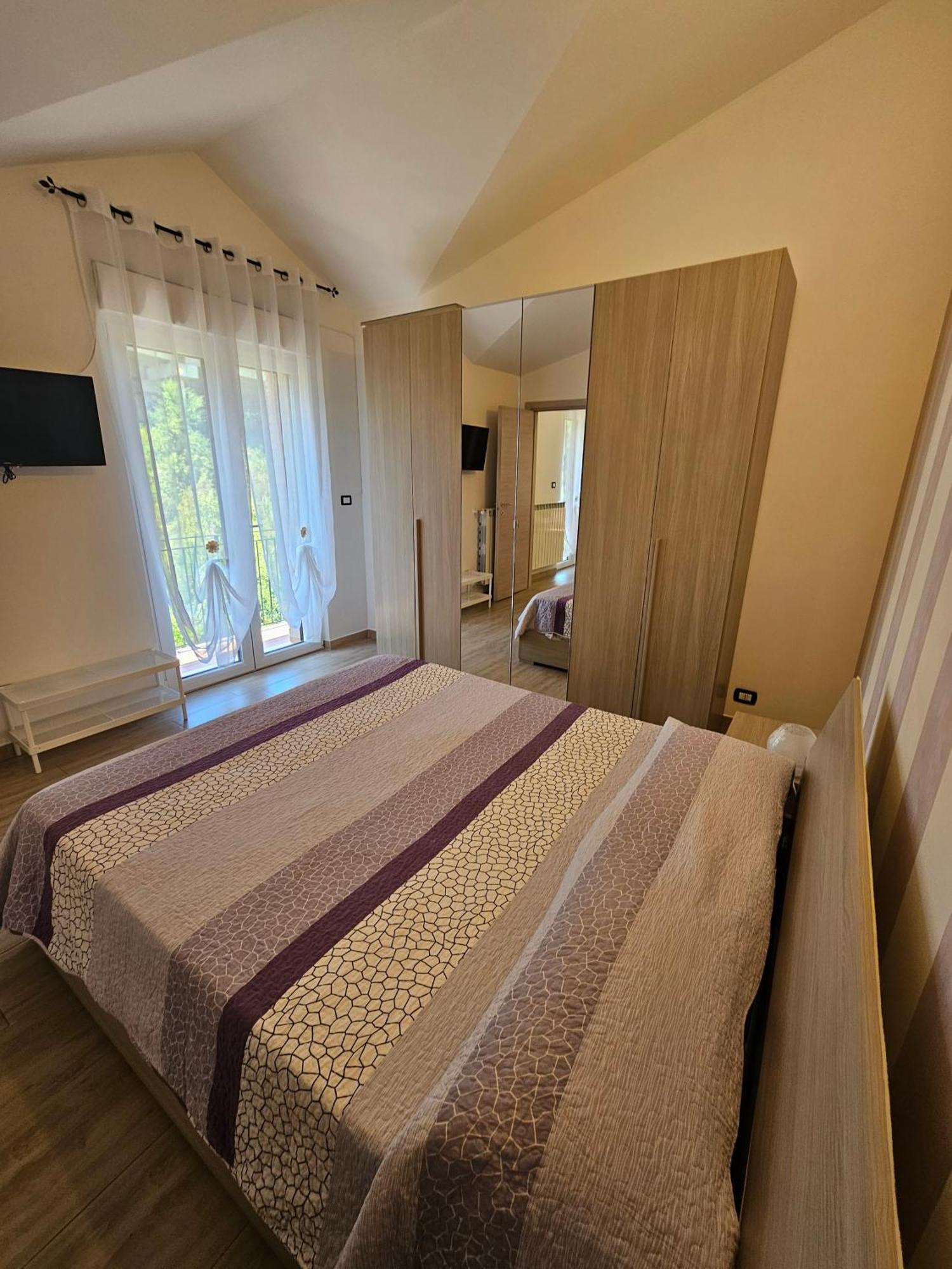 Villa Center Appartamenti Nel Verde In Citta Campobasso Luaran gambar
