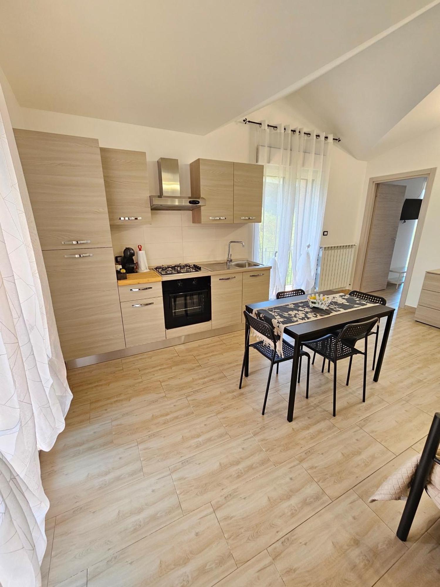 Villa Center Appartamenti Nel Verde In Citta Campobasso Luaran gambar